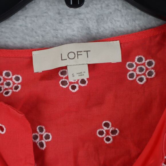 Loft Women's Embroidered Top Size Small Coral & White Summer Casual - Picture 3 of 6